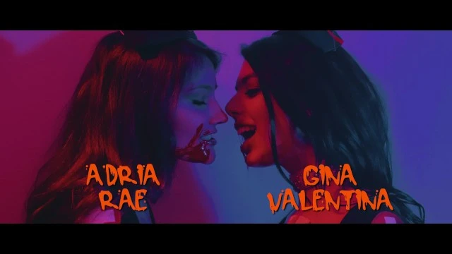 Adria Rae et Gina Valentina Infirmières vampires lesbiennes sexy