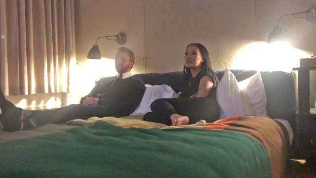 Asa Akira et moi n'avons pas de relations sexuelles dans un hôtel