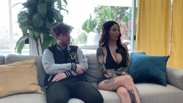 Willow Harper, la femme Onlyfans la plus sexy après l'interview de Dark Willow