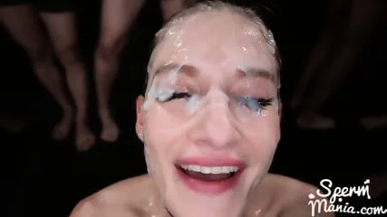 Kochen Sodomie in Gang Bang mit einer Gourmetschlampe