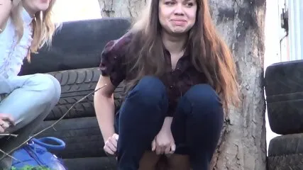 Pissing Chicks schlug die versteckte Kammer
