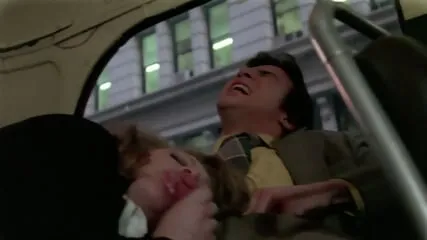 "Vintage Scene 1975: Hot Sex in 'Naked llegó el extraño'"